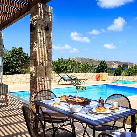 Villa Muses - Cleo *